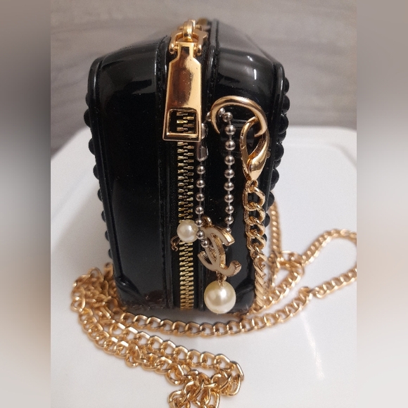 Style Small Camera Bag - Black - Picture 7 of 14